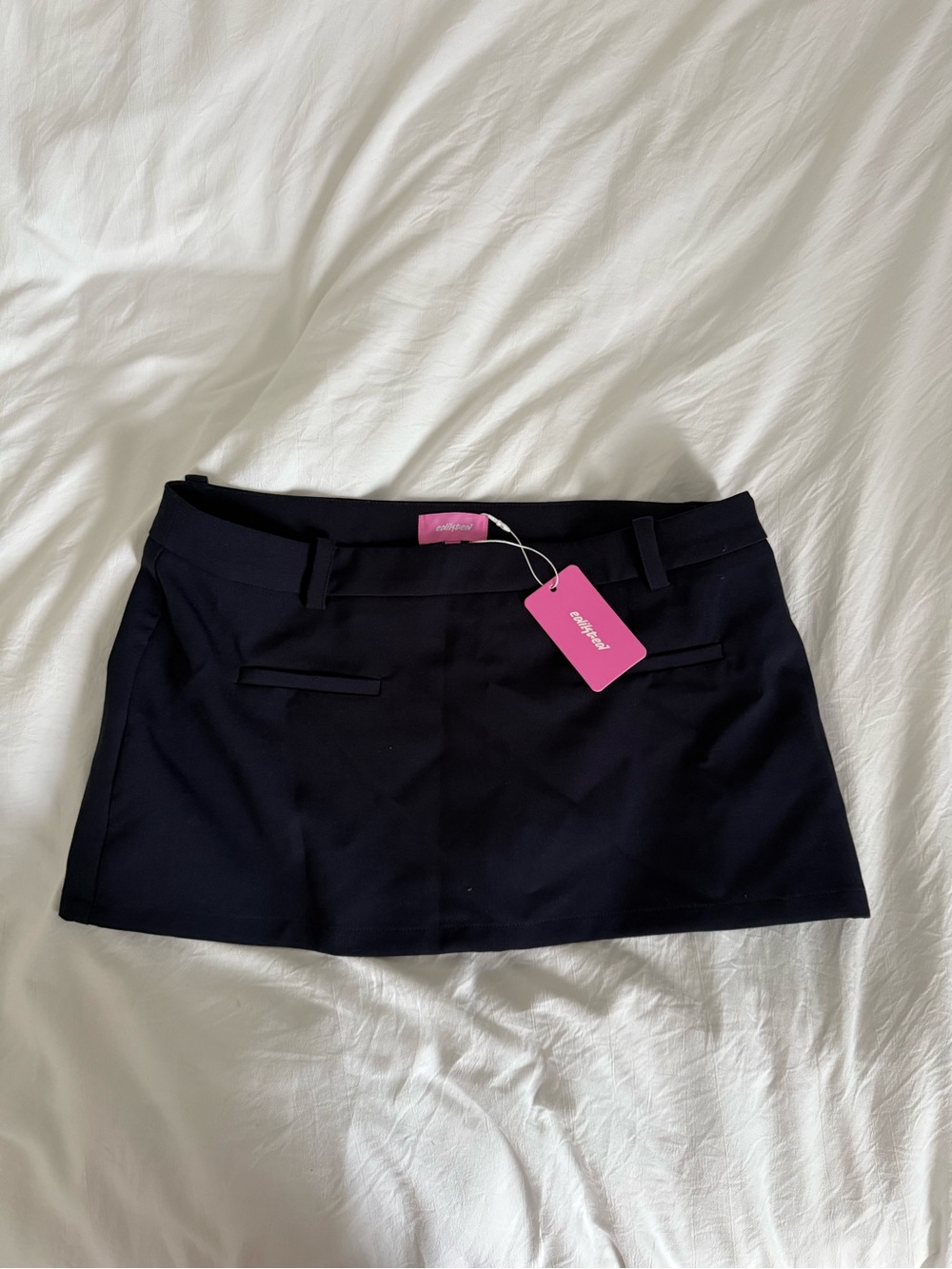 Edikted Wendie Tailored Mini Skort